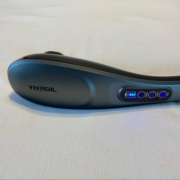 VIVREAL Cordless Massager - Picture 2 of 6
